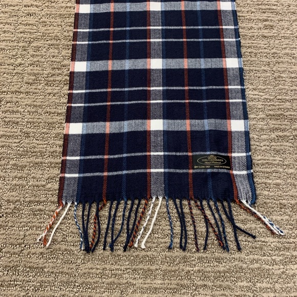 NWOT 100% Cashmere Scarf Hand Tailored Made In Germany - Picture 5 of 9